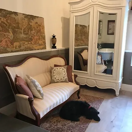 Manoir De Biraud Bas 게스트하우스 카스텔모론쉬르로트