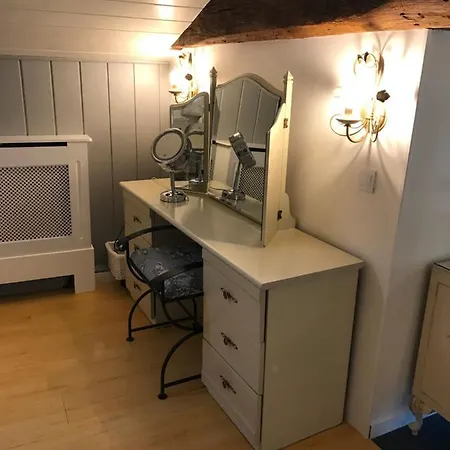 Manoir De Biraud Bas 게스트하우스 *